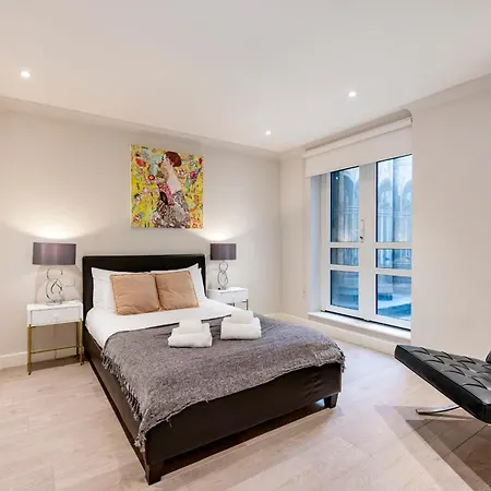 Stunning 2-Bedroom-Hosted By Sweetstay London Exterior photo